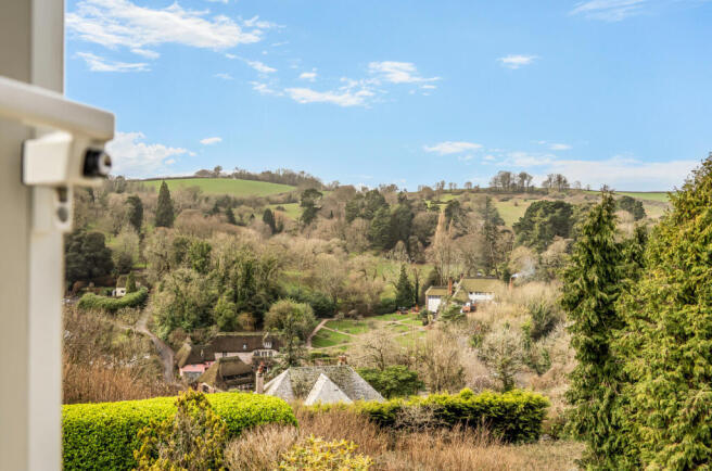 1411080-27-698c8a...