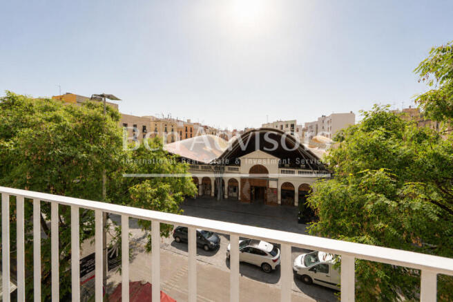 Luminoso-piso-reformado-con-vistas-al-Mercat-de...
