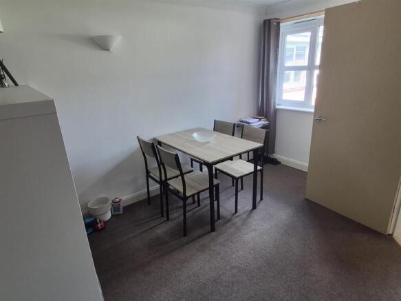Dining area.jpeg