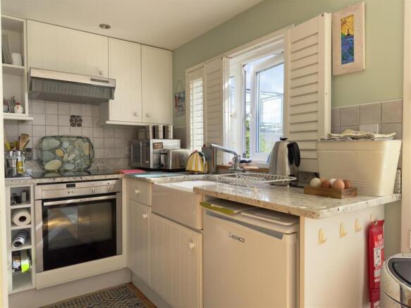 ANNEXE KITCHEN.jpeg