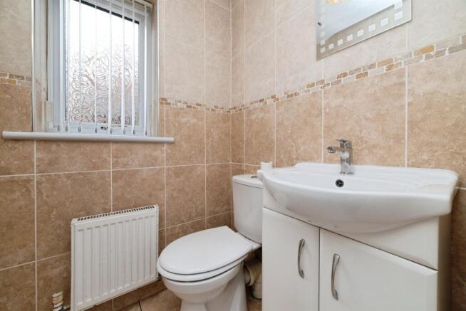 3 bed Detached for sale Image 10
