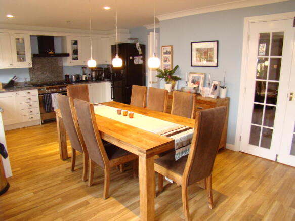 Kitchen/Dining Room