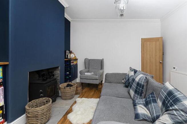 2 bed Semi-Detached for sale Image 6