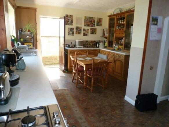 Kitchen/Breakfast Ro
