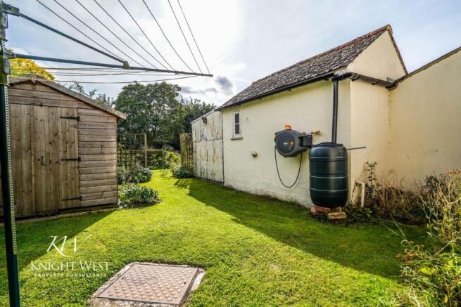 Photo 32