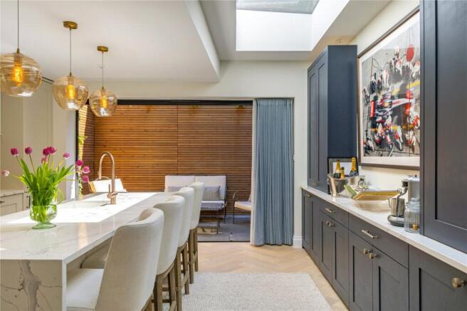 Kitchen/Dining