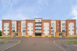 Flat 39a, Plough House, Harrow Close, Bedford MK42 9AR