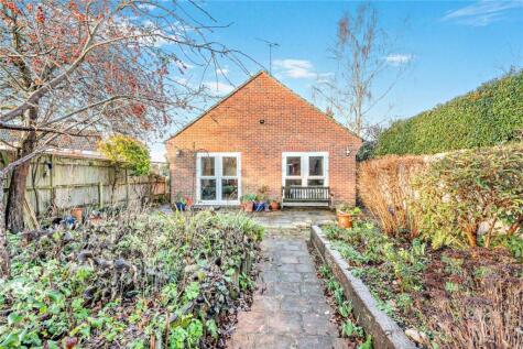 Enborne Road, Newbury, Berkshire, RG14