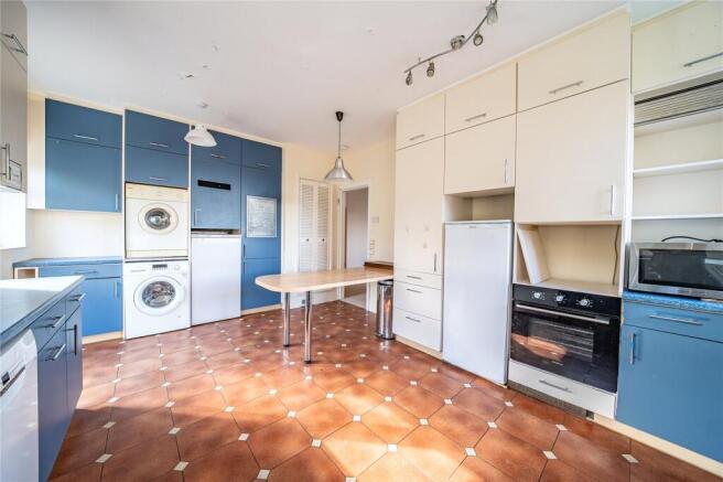 Kitchen 1