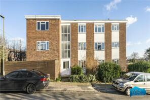Flat 5, Sherwood Court, Friern Park, North Finchley, London N12 9LX