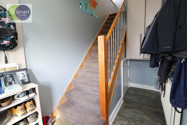 3 bed Semi-Detached for sale Image 8