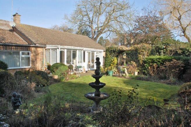 SIDE AND REAR GARDENS