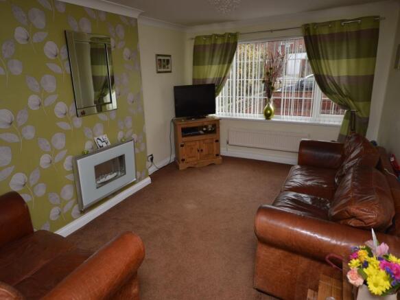 Living Room / Dining Room