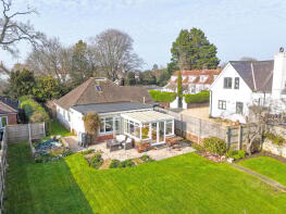 19, Footners Lane, Christchurch BH23 7NT