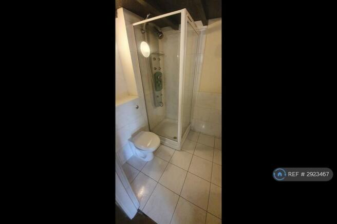 1 bed Flat to rent Image 7