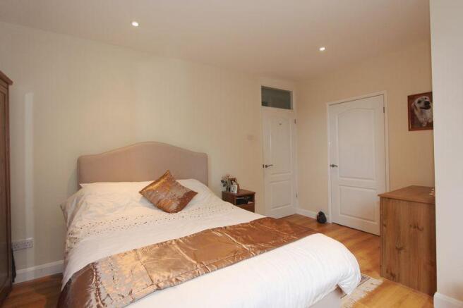 MASTER BEDROOM 2