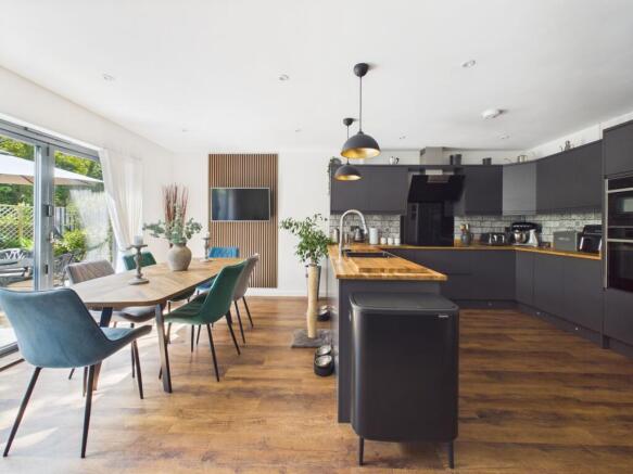 Kitchen / Diner