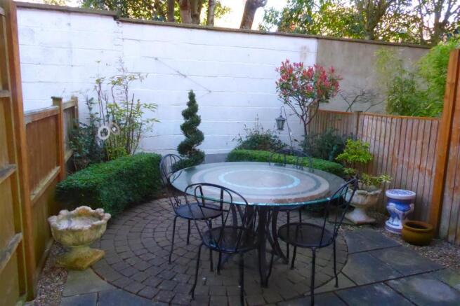 Courtyard Garden