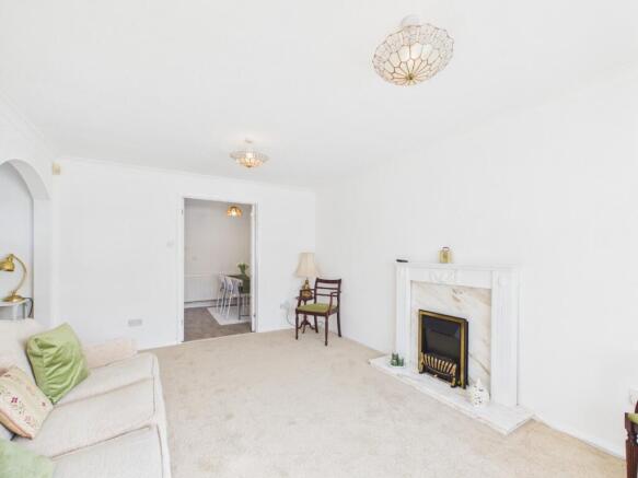 2 bed Semi-Detached for sale Image 5