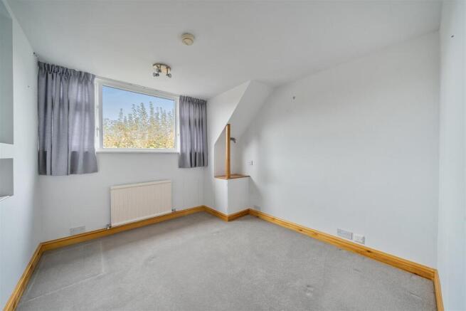 16 Nethercroft Drive, Packington
