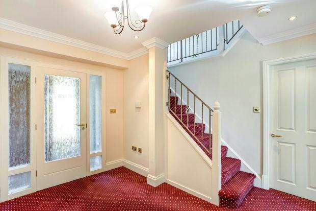 RECEPTION HALLWAY