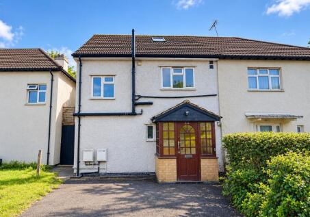 84 North Circular Road, Neasden, London, NW10 0QS