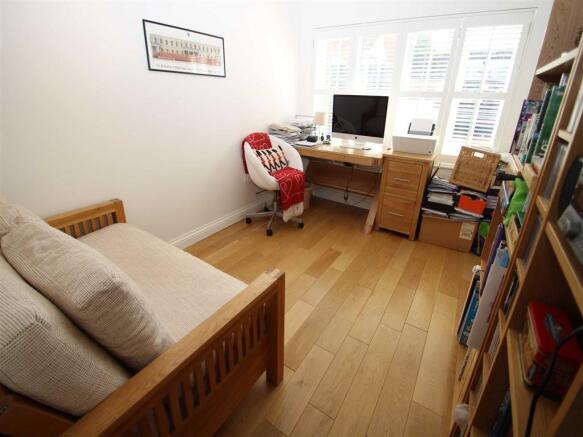 PLAYROOM/STUDY