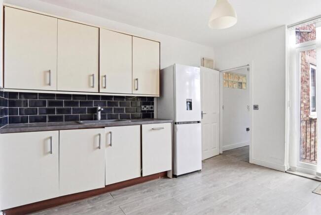 4 bed Terraced for sale Image 7