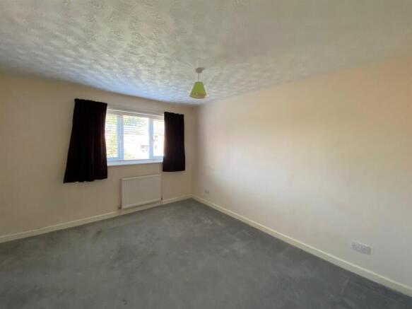 2 seymour bedroom 1.jpg