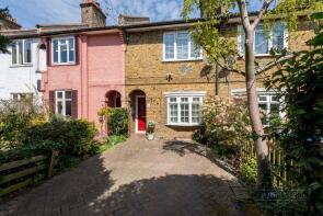 6, Drovers Road, South Croydon CR2 6PR