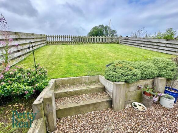 3 bed Semi-Detached for sale Image 7
