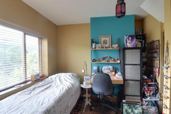 Single bedroom 1