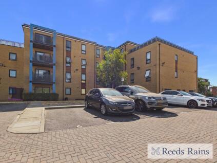 Rainham Road South, Dagenham, RM10