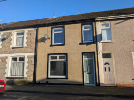 58, Telelkebir Road, Hopkinstown, Pontypridd CF37 2RL