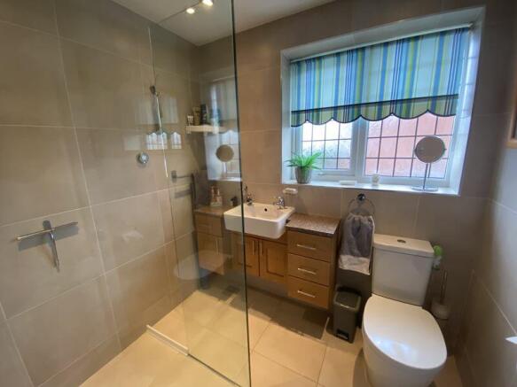 Family Shower Room/WC