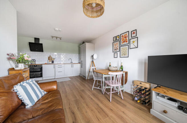 1435675-13-69cd22...