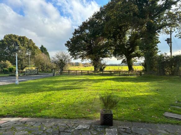 Front garden & view