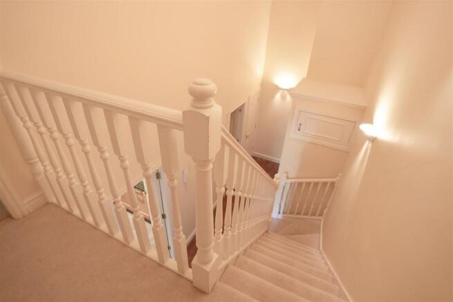 2 bed Apartment for sale Image 7