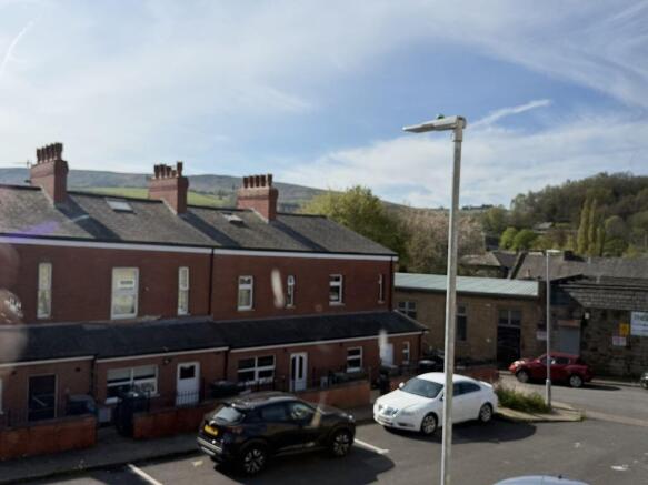 2 bed Terraced for sale Image 8