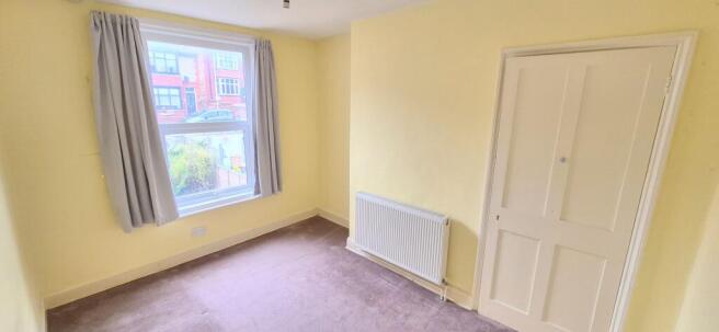 4 bed Terraced for sale Image 5
