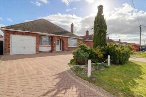 23, Manor Way, Clacton-on-sea CO15 5UA