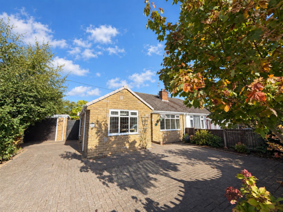 2-bed semi-detached on Bridgenorth Road, Pensby, Wirral, £260,000