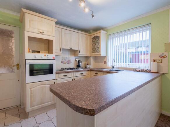 KITCHEN 4.jpg