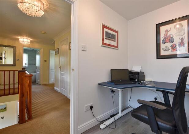 22 Kinver Drive_039.jpg