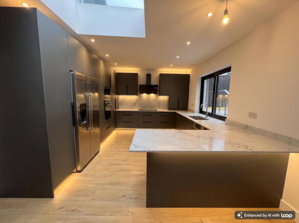 Donnington Road, Worcester Park, KT4 8EN photo 2