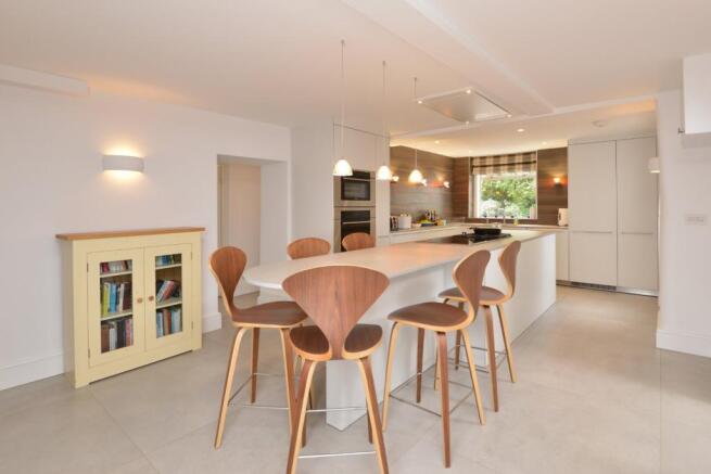 Kitchen/Breakfast Rm