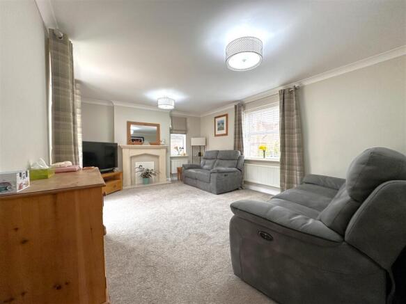 Triple Aspect Living Room 149