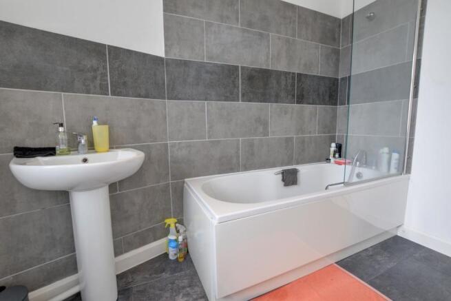 Bath 1.jpg