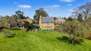 4 The Hollies, Kings Lane, Northampton NN7 4LQ