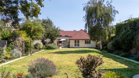 Ferry Road, Twickenham, TW1